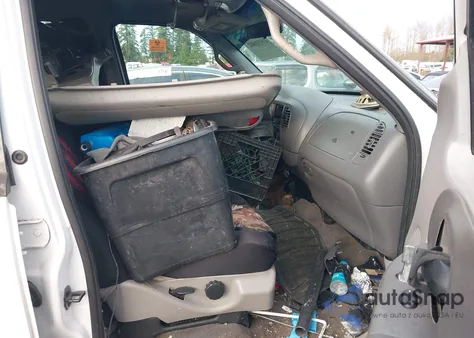 2002 Ford F-150 Lariat/Xlt z USA, uszkodzony, nr VIN 1FTRW07682KA54024